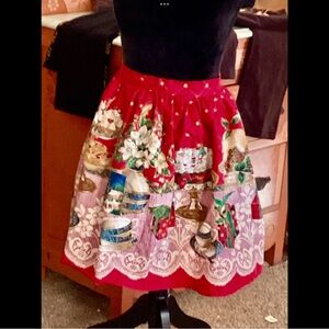 S 1990s Tea Time Red Vintage Cotton Apron Holiday Cakes & Santa